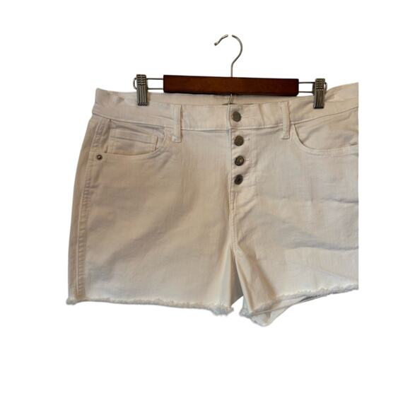 Old Navy Womens 14 White Button Fly Boyfriend Cut Off Denim Shorts 90's Festival - Picture 2 of 8